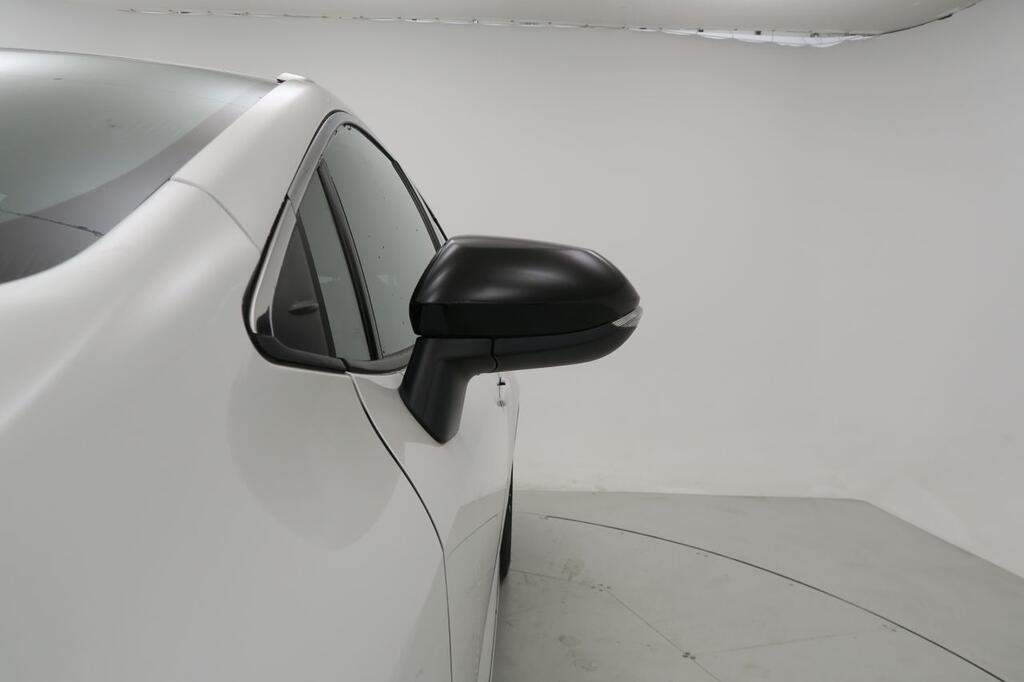 Toyota Corolla Familiar 2.0 HYBRID STYLE E-CVT 178 5P 23