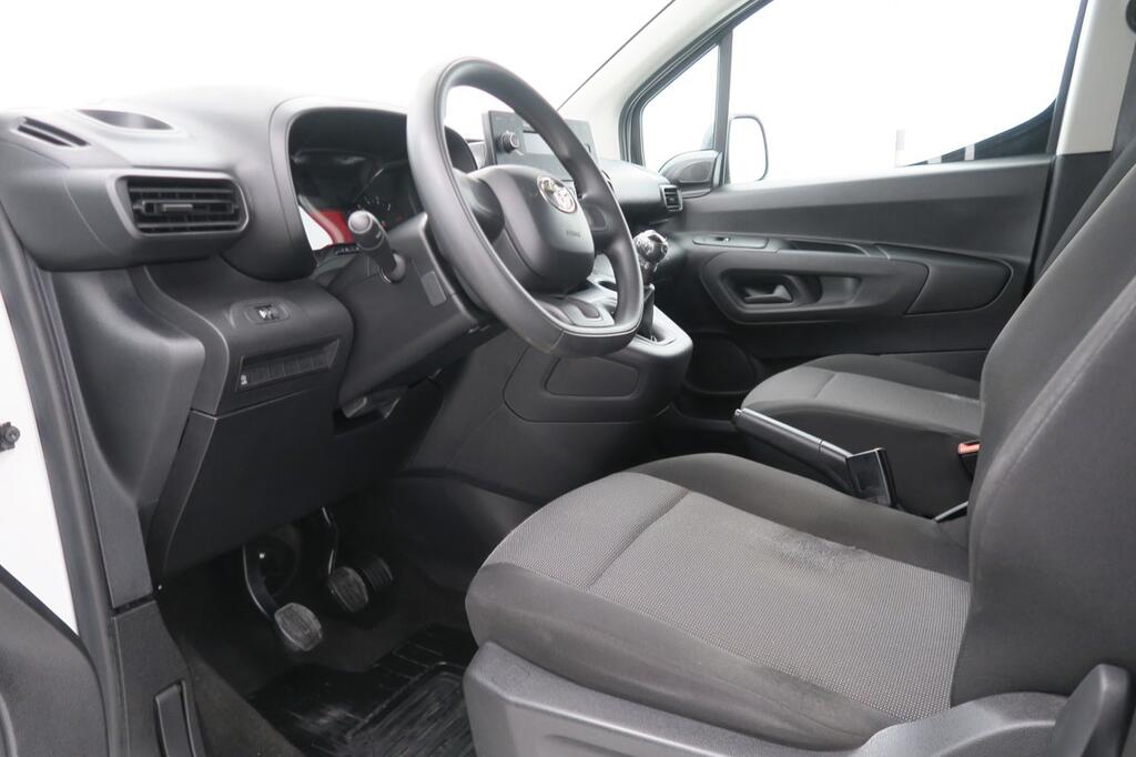 Toyota Proace City FG 1.5D 102 CV MWB 4P 7