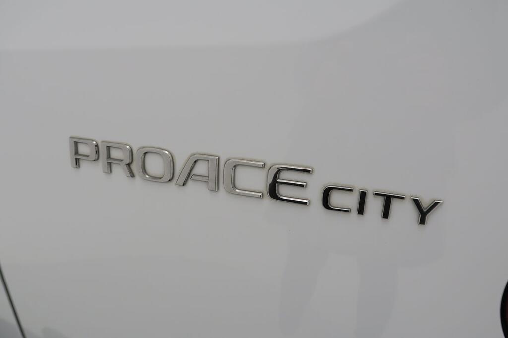Toyota Proace City FG 1.5D 102 CV MWB 4P 18
