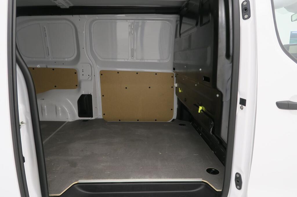 Toyota Proace Furgoneta 1.5D 88KW L1 GX 120 4P 17