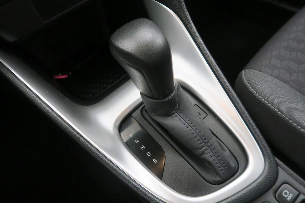 Toyota Yaris Berlina 1.5 VVT-I HEV ACTIVE PLUS 116 5P 12