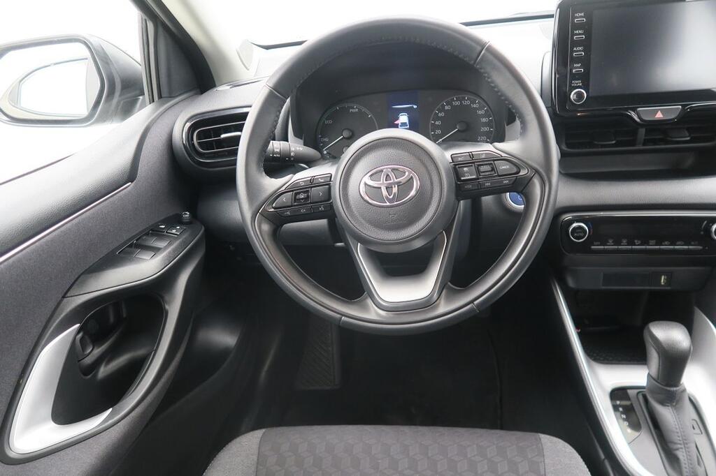 Toyota Yaris Berlina 1.5 VVT-I HEV ACTIVE PLUS 116 5P 13