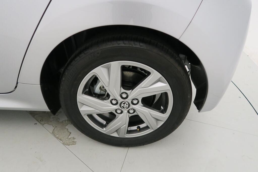 Toyota Yaris Berlina 1.5 VVT-I HEV ACTIVE PLUS 116 5P 21