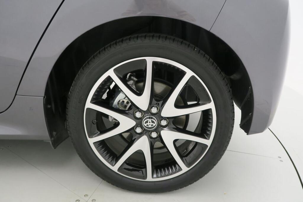 Toyota Yaris Berlina 1.5 VVT-I HYBRID STYLE 116 5P 25