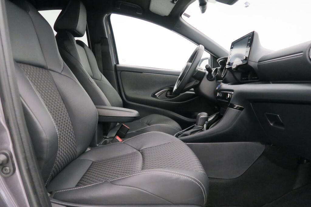 Toyota Yaris Berlina 1.5 VVT-I HYBRID STYLE 116 5P 18