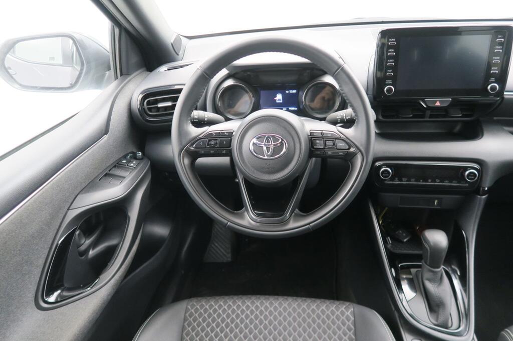 Toyota Yaris Berlina 1.5 VVT-I HYBRID STYLE 116 5P 15