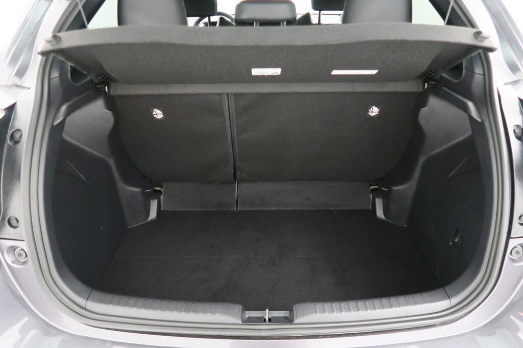 Toyota Yaris Berlina 1.5 VVT-I HYBRID STYLE 116 5P 21