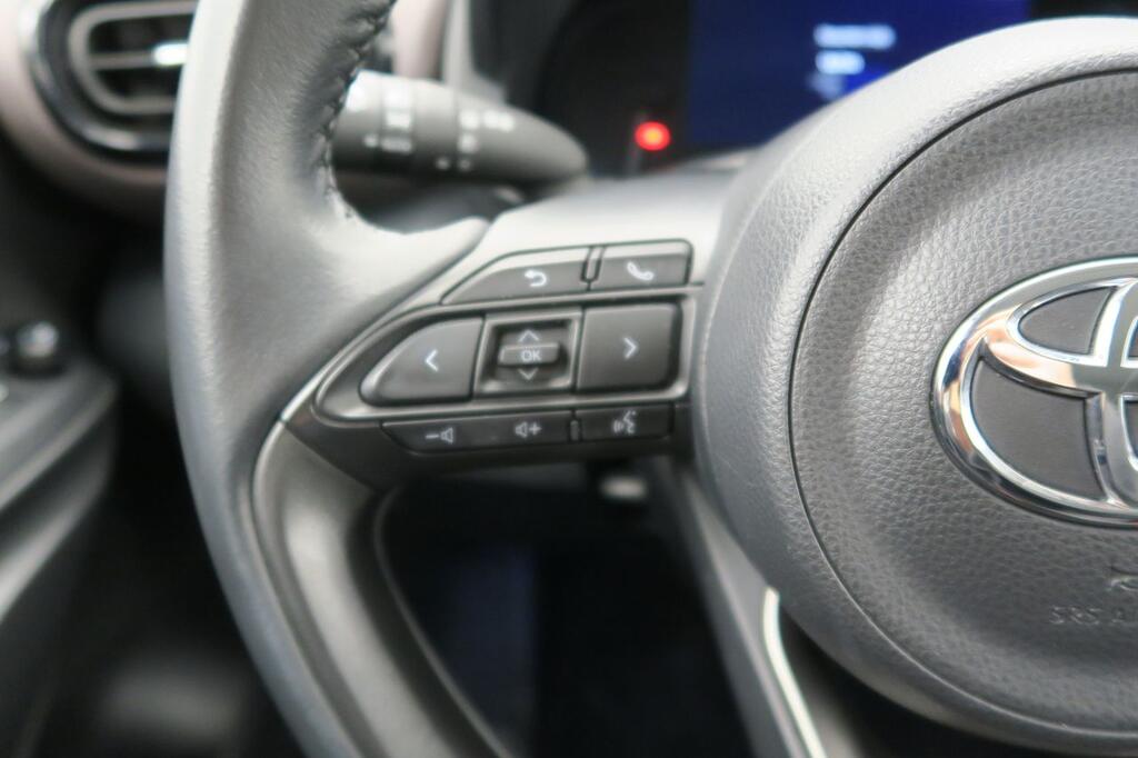 Toyota Yaris Cross SUV 1.5 VVT-I HYBRID STYLE 116 5P 12