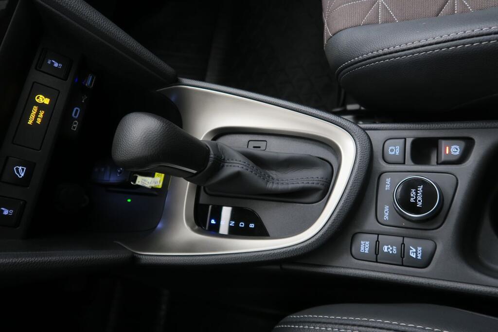 Toyota Yaris Cross SUV 1.5 VVT-I HYBRID STYLE AWD 130 5P 11