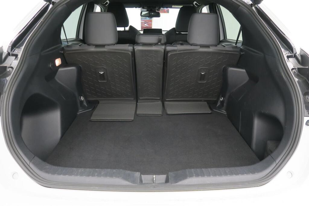 Toyota Yaris Cross YB 20