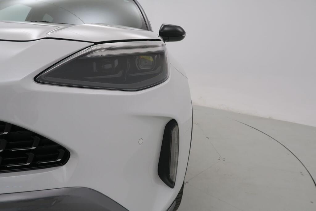 Toyota Yaris Cross YB 22