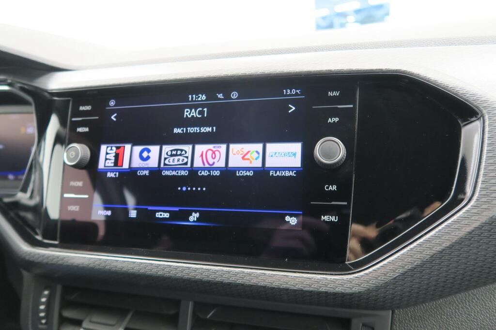 Volkswagen T-Cross SPORT R-LINE 1.0 TSI 110 CV 5P 8