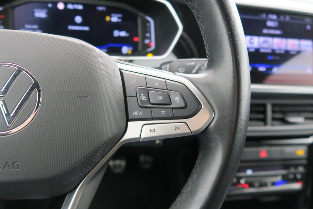 Volkswagen T-Cross SPORT R-LINE 1.0 TSI 110 CV 5P 11