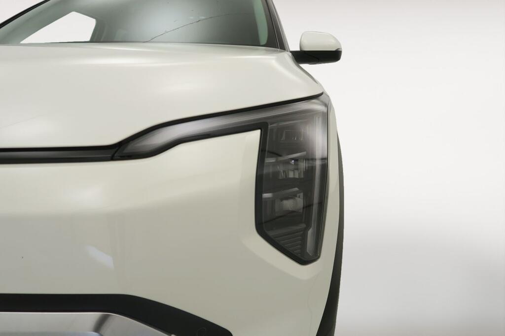 Kia EV3 Earth (Long Range) 27