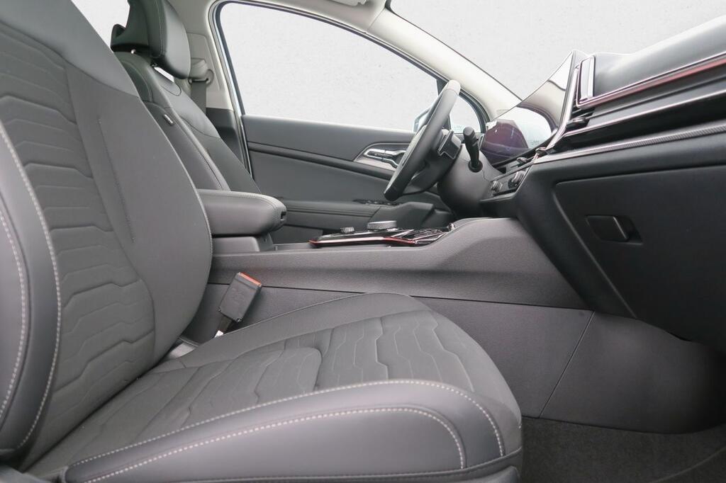 Kia Sportage 1.6 T-GDI PHEV TECH 4X4 (PACK LUXURY) (19″) 16