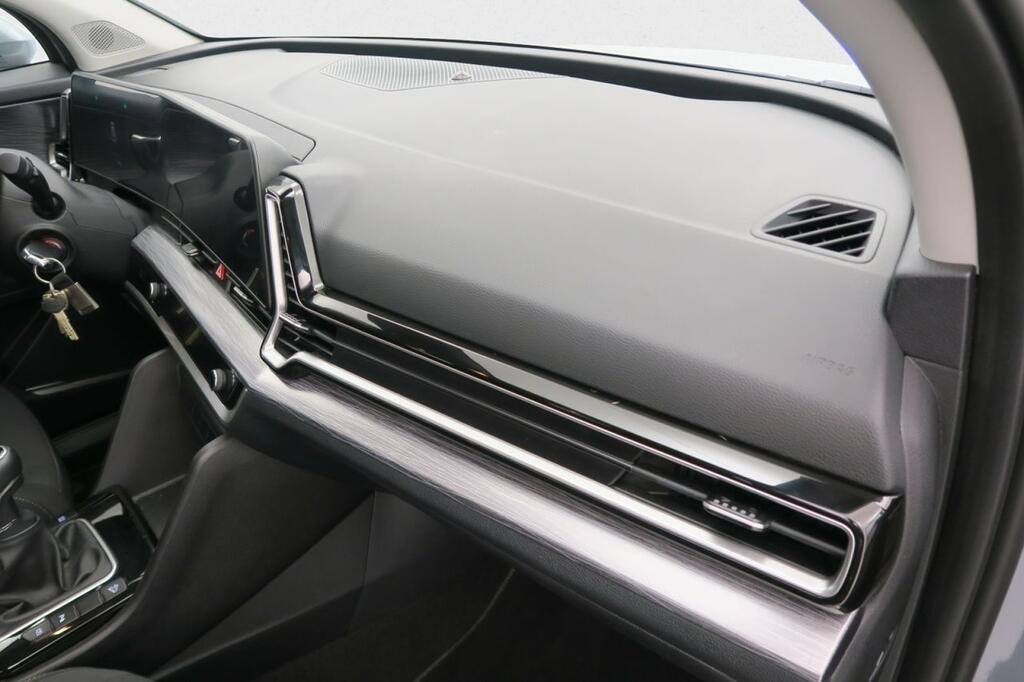 Kia Sportage SUV 1.6 CRDI MHEV 100KW DRIVE 136 5P 16