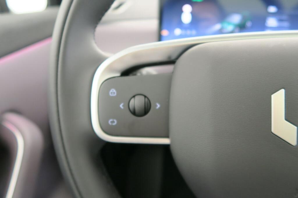 Leapmotor C10 SUV 1.5 EREV 28.4 KWH DESIGN 215 5P 11