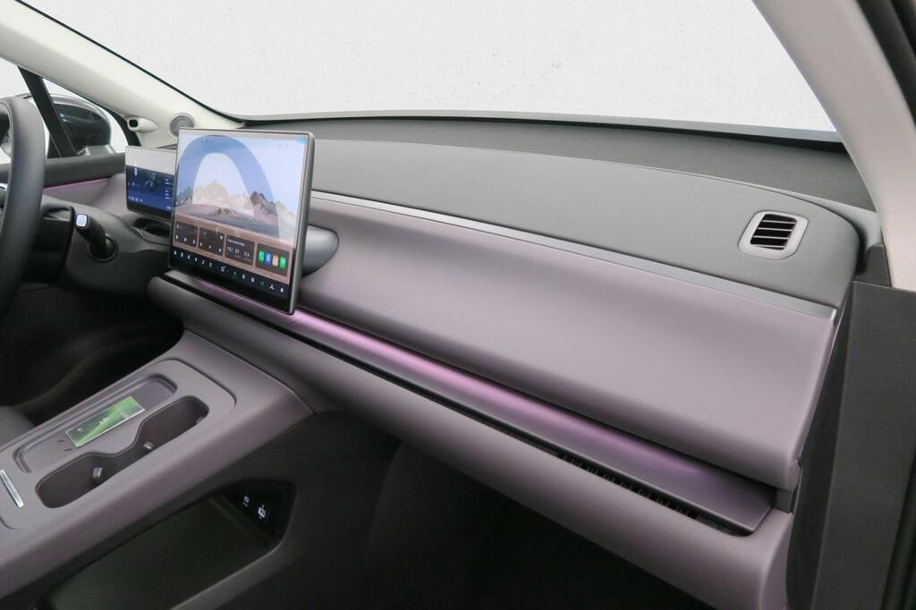 Leapmotor C10 SUV 1.5 EREV 28.4 KWH DESIGN 215 5P 17