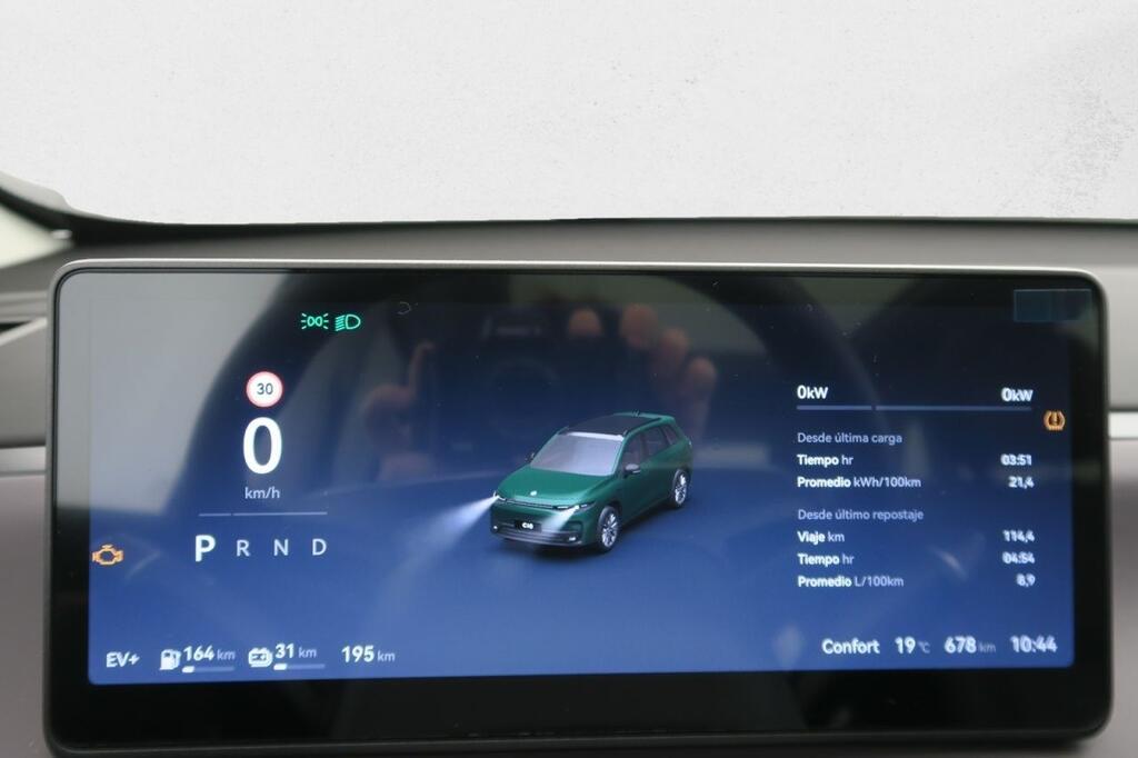 Leapmotor C10 SUV 1.5 EREV 28.4 KWH DESIGN 215 5P 10