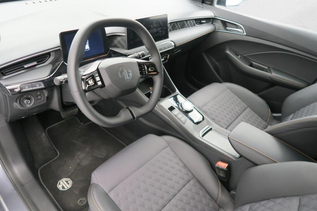 MG MG3 HEV LUXURY 7