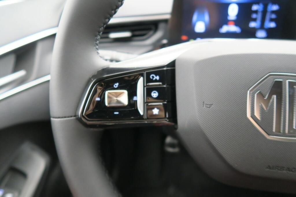 MG MG3 HEV LUXURY MY24.5 11
