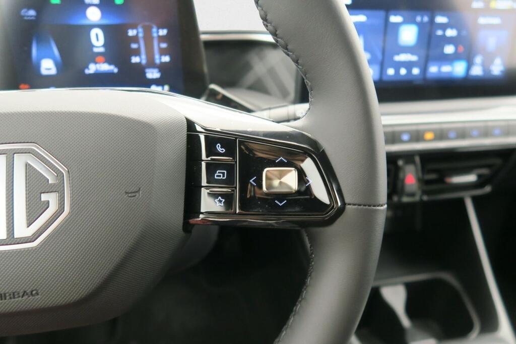 MG MG3 HEV LUXURY MY24.5 12