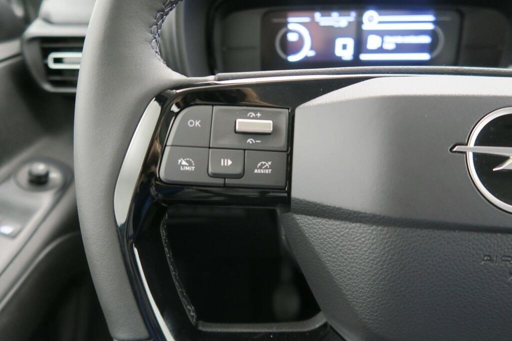 Opel Combo Cargo 1.5 TD 100 SWB 4P (KMO) 10