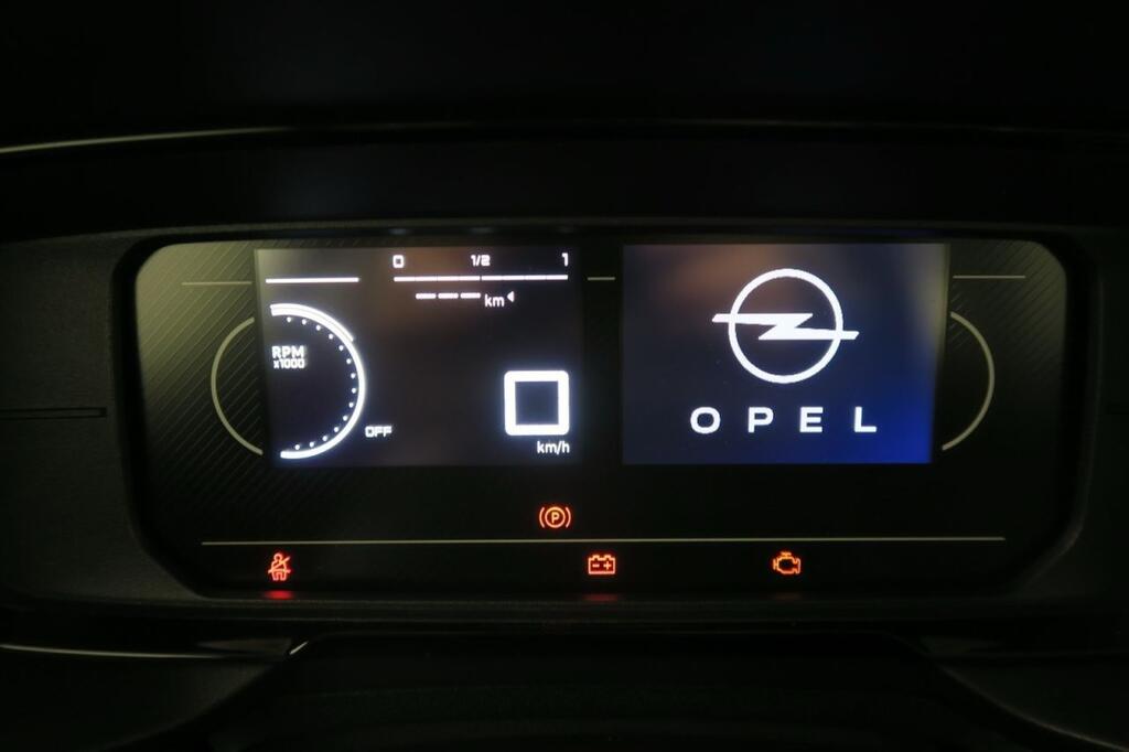 Opel Combo Cargo 1.5 TD 100 SWB 4P (KMO) 9