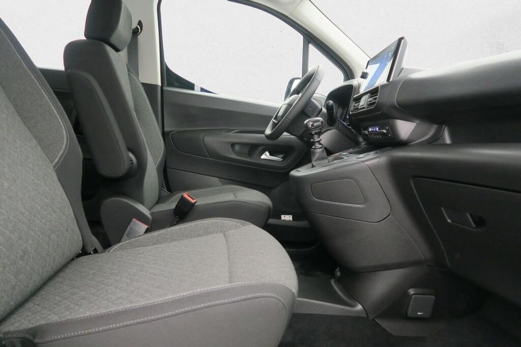 Opel Combo Cargo 1.5 TD 100 SWB 4P (KMO) 15