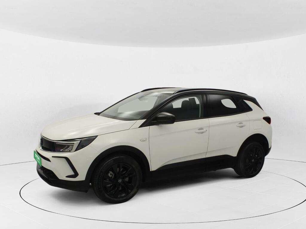 Opel Grandland GS 1.6T Plug-in Hybrid AT8 S/S 4X2 225 C 3