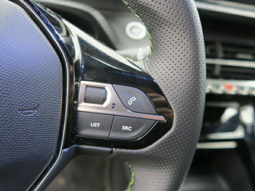 Peugeot 2008 GT ELECTRICO BEV 156CV (115KW) AUTO 5P 10