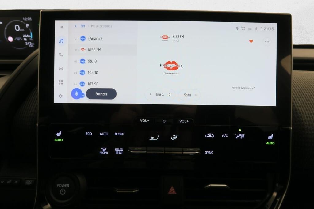 Toyota bZ4X 220E 4x4 5P Style Plus 9