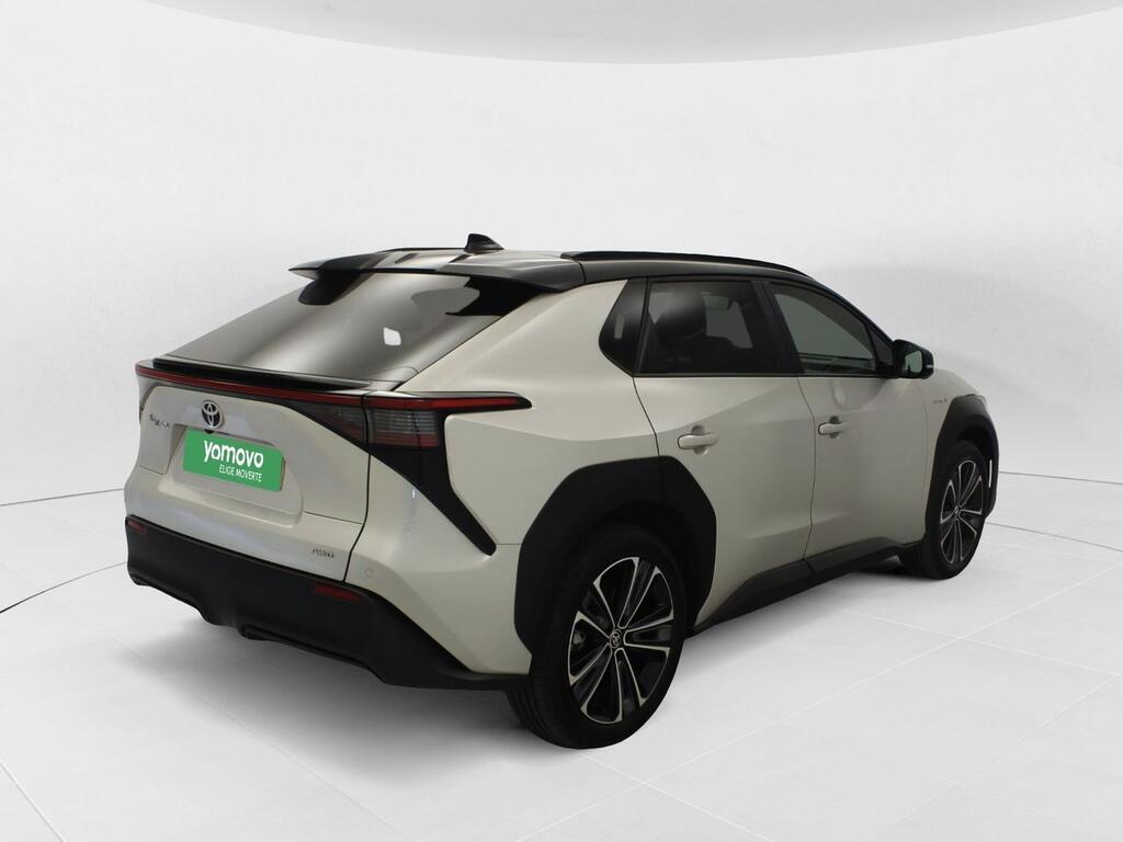Toyota bZ4X 220E 4x4 5P Style Plus 3