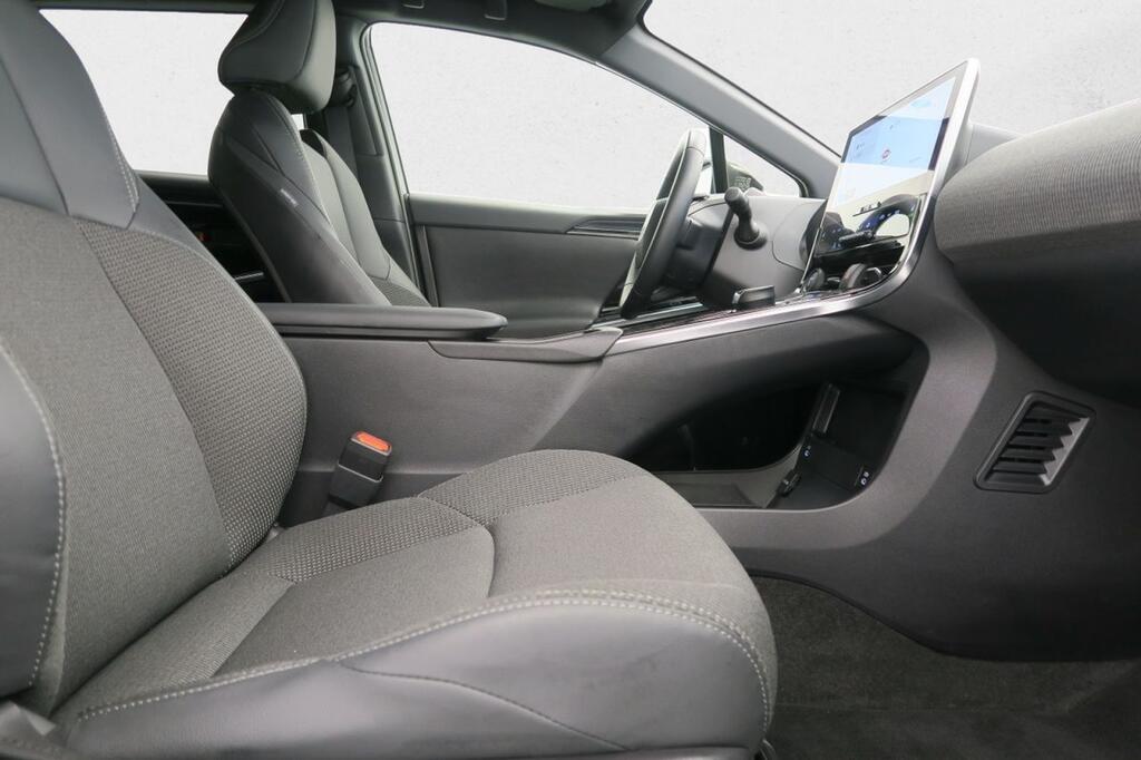 Toyota bZ4X 220E 4x4 5P Style Plus 17