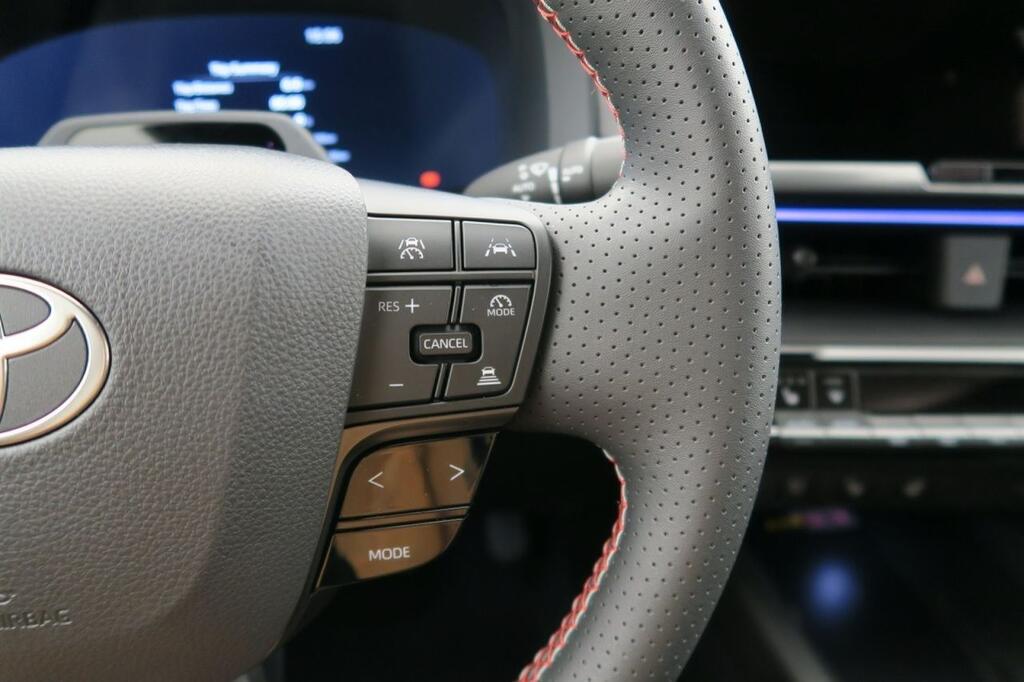 Toyota C-HR SUV 2.0 PHEV GR SPORT EDITION CVT 223 5P 13