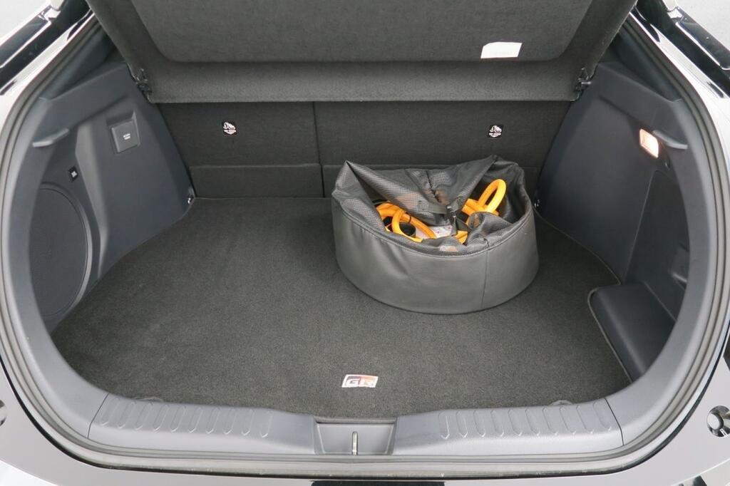 Toyota C-HR SUV 2.0 PHEV GR SPORT EDITION CVT 223 5P 20