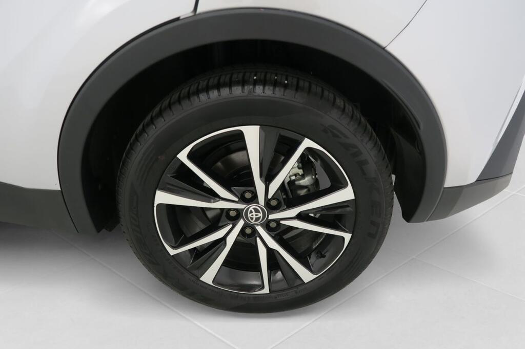 Toyota C-HR Toyota C-HR 220PH e-CVT 5P Advance 23