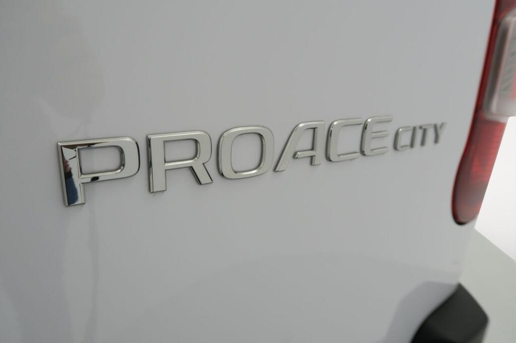 Toyota Proace City 1.5D 75kW 6MT Van L1 GX 18