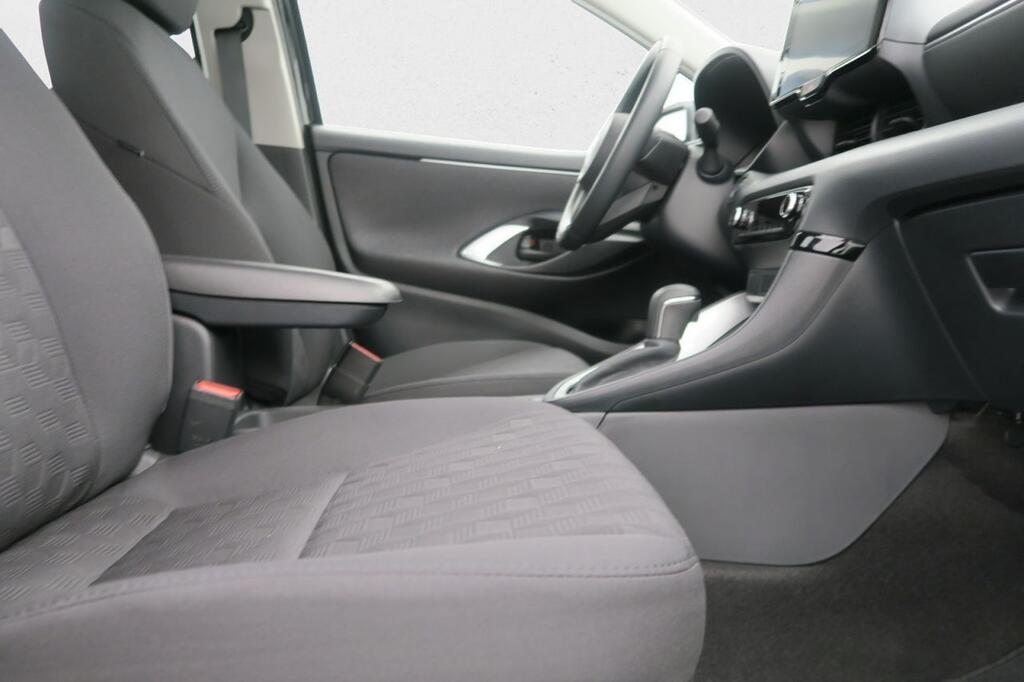 Toyota Yaris Berlina 1.5 VVT-I HEV ACTIVE PLUS 116 5P 17