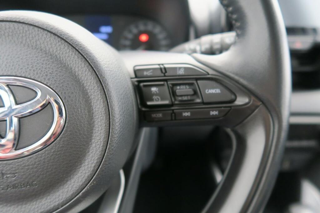 Toyota Yaris Berlina 1.5 VVT-I HEV ACTIVE TECH 116 5P 10