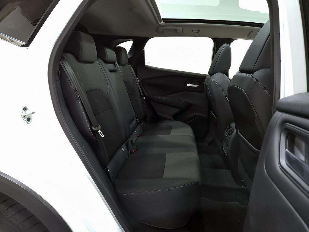 Nissan Qashqai DIG-T 116kW CVT N-Connecta 8