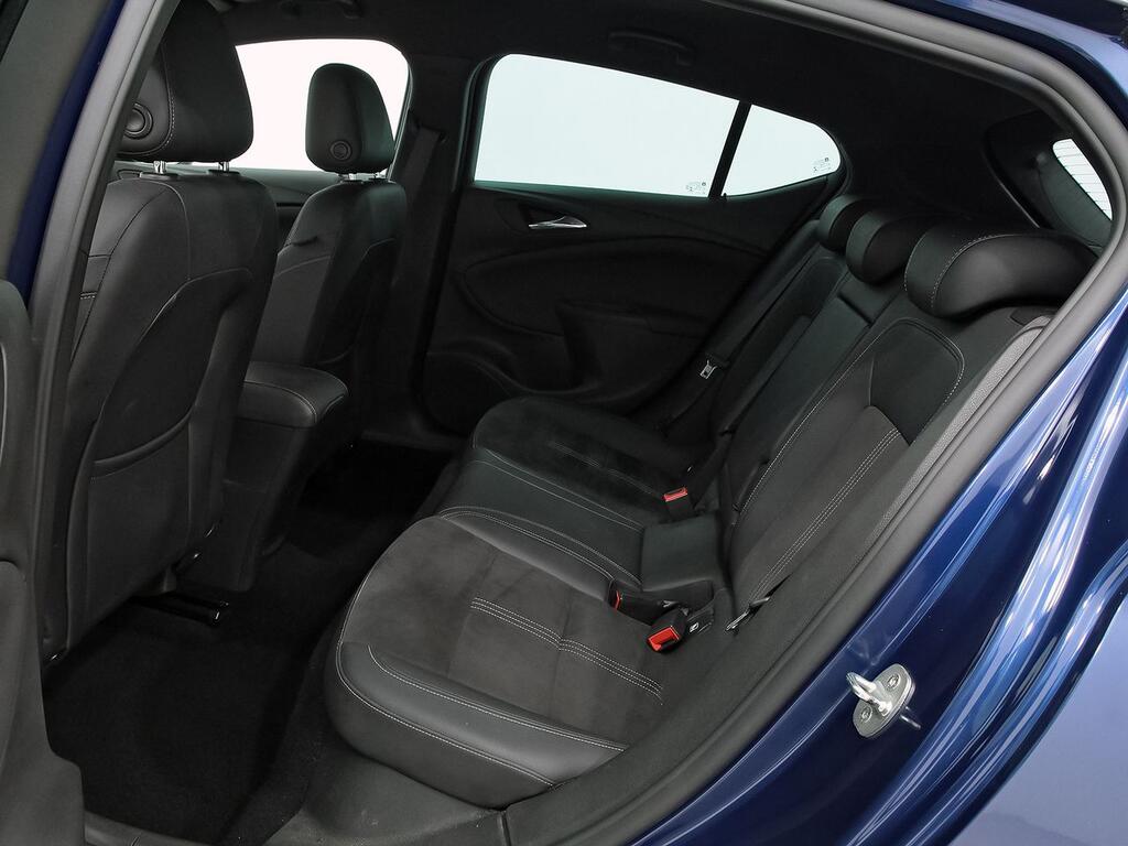 Opel Astra 1.2T SHR 107kW (145CV) Ultimate 9