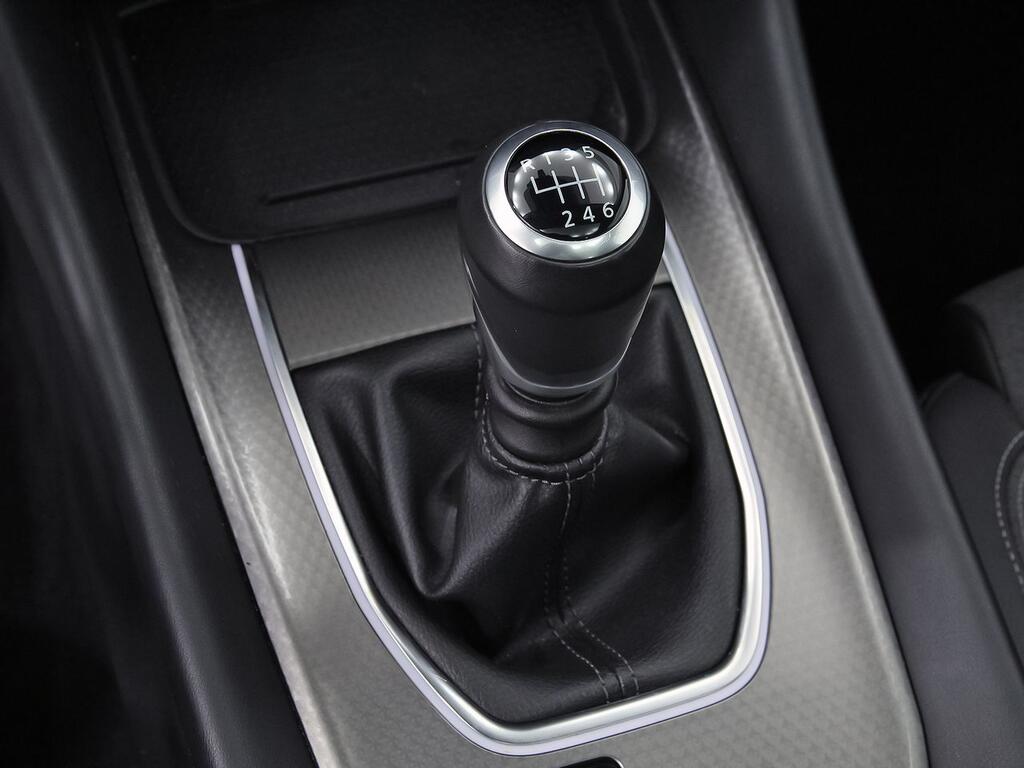 Nissan Qashqai DIG-T 103kW N-Connecta 34