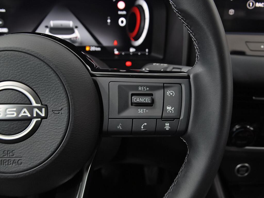 Nissan Qashqai DIG-T 103kW N-Connecta 18