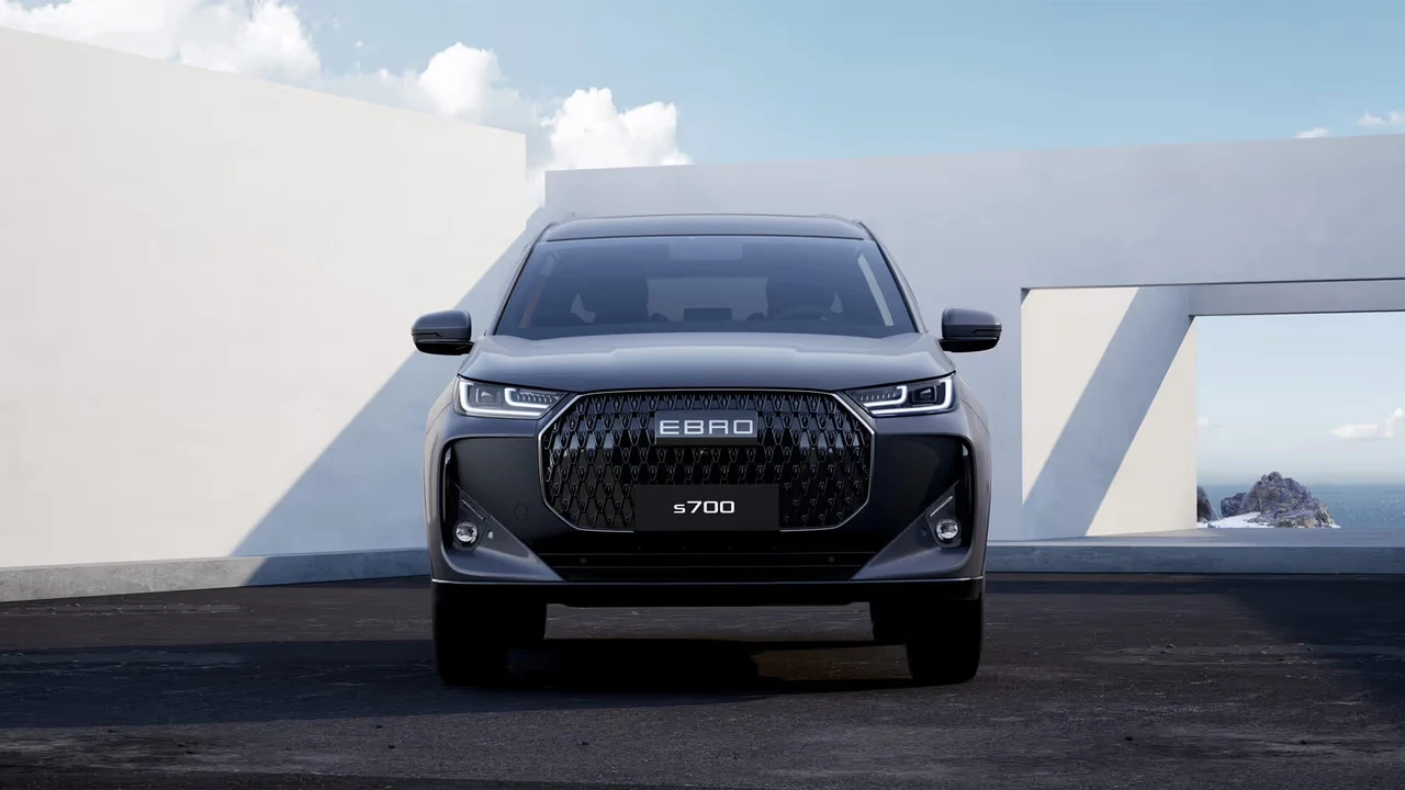 Coches Ebroo en Yomovo