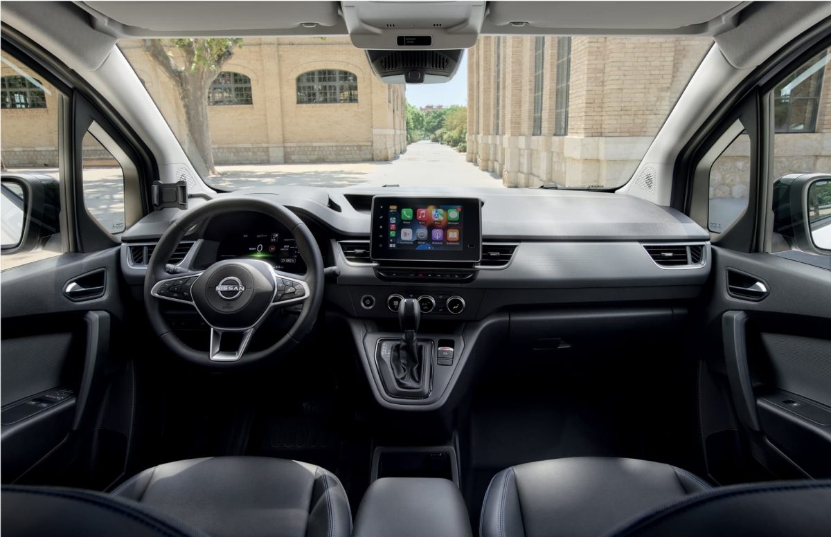 Nissan Townstar interior