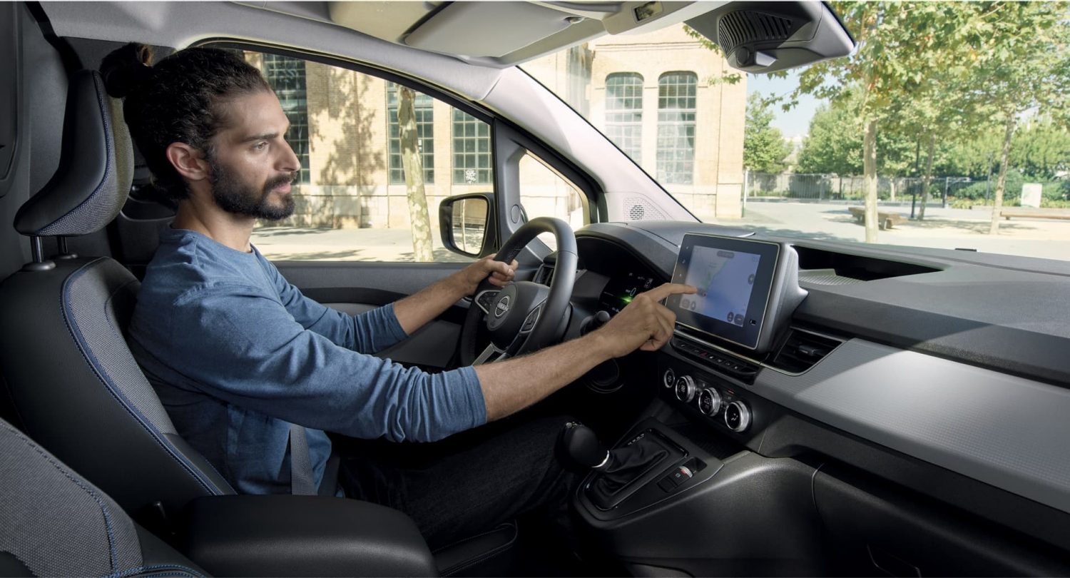 Nissan Townstar interior
