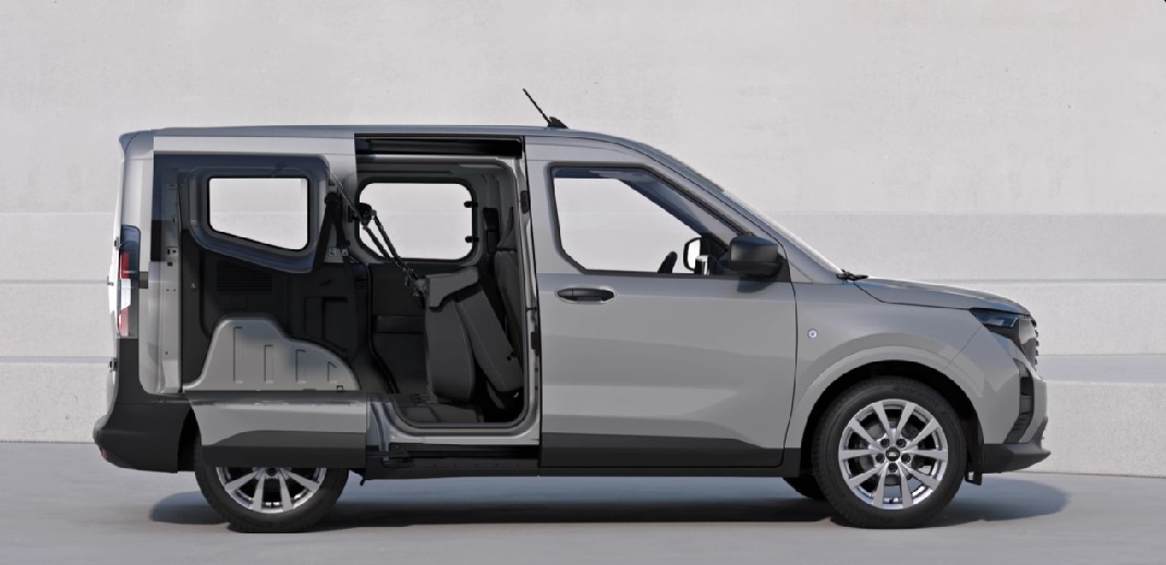 Ford Transit Courier interior